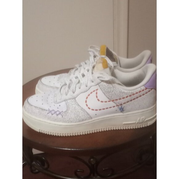 Nike Air Force 1 '07 SE 101 White Purple Sneakers DX2348-100 Women's US 7.5 - Picture 11 of 16